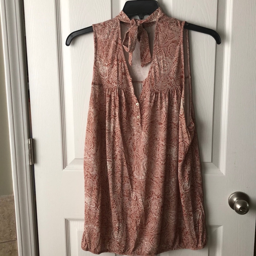 Loft sleeveless blouse